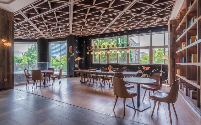 Veegle By Landison Hangzhou Binjiang