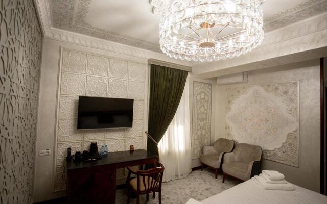 Sand Hill Hotel