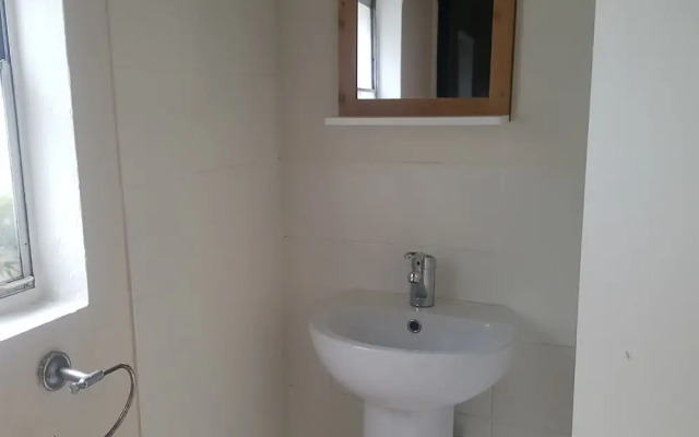 BUDGET Bourke st Apartment