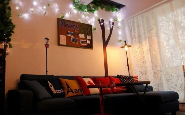 Pandora After 80s Hostel