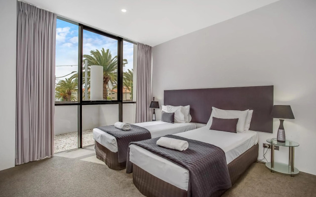 Aria Apartments