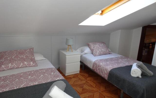 Apartamento ático en Sanxenxo a 160 m de Playa Silgar