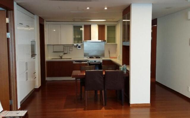 Vabien Suite 1 Serviced Residence