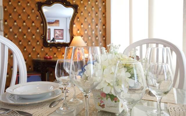 Romantic Suite, San Antonio Cali