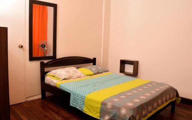 Hostal Versalles