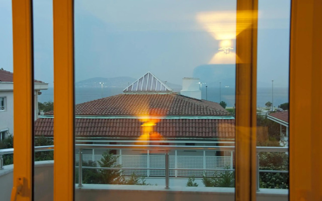 Island Hotel