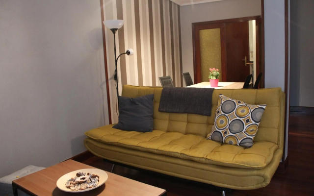 Bilbao Center Apt parking FREE