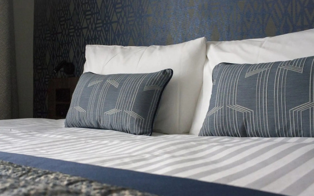 The Comet London Hatfield