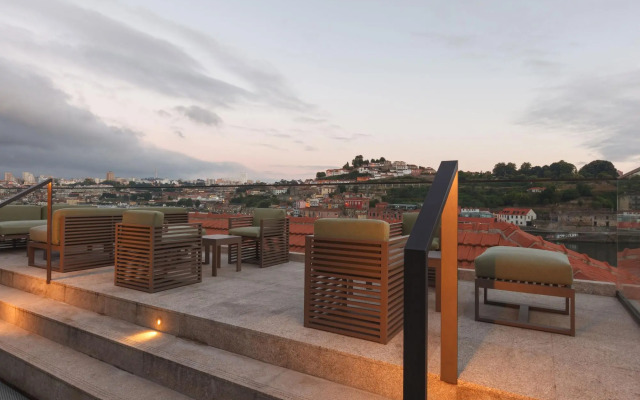 Neya Porto Hotel