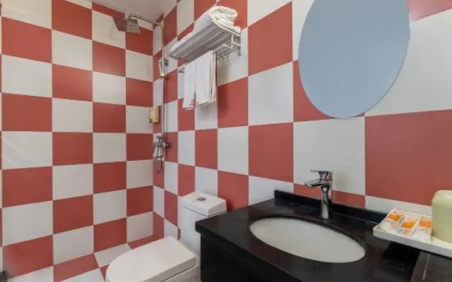 Crystal Orange Hotel (Jiangning University City Nanjing Jiaotong University Subway Station Branch) – Bathroom – Nanjing