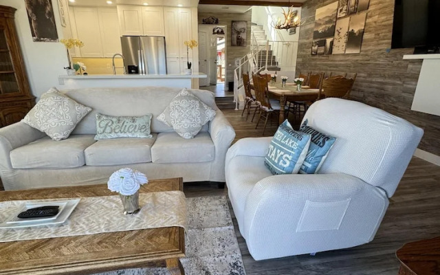 Lakefront View #2463