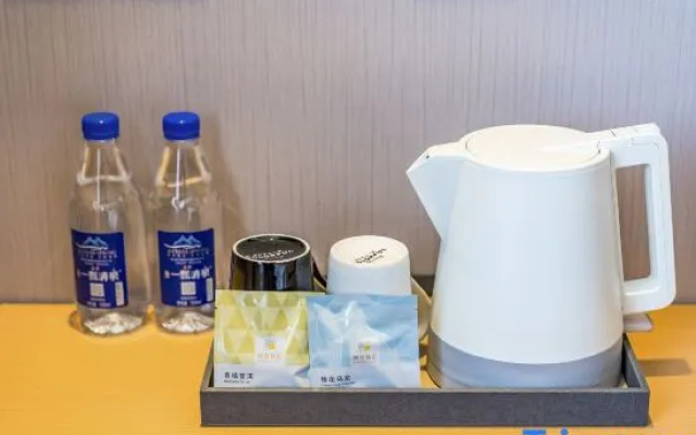 CHEERMAY Hotel (Beijing Changping Subway Station University Town)