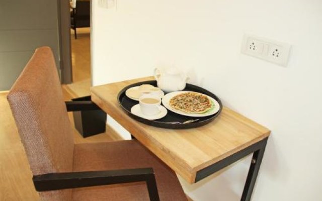 Green Tree Serviced Apartments