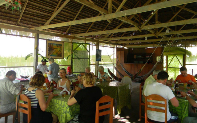 Jacamar Lodge Expeditions