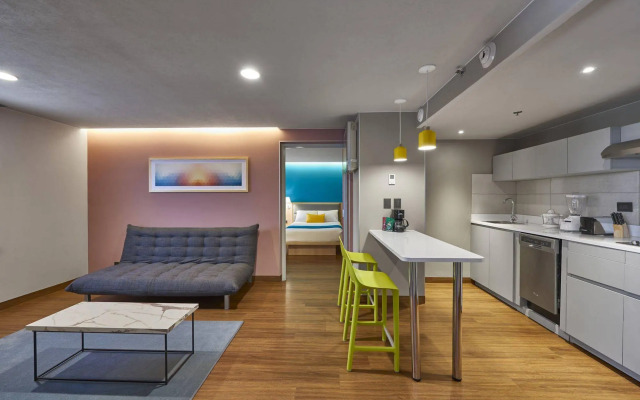 City Express Suites by Marriott Querétaro