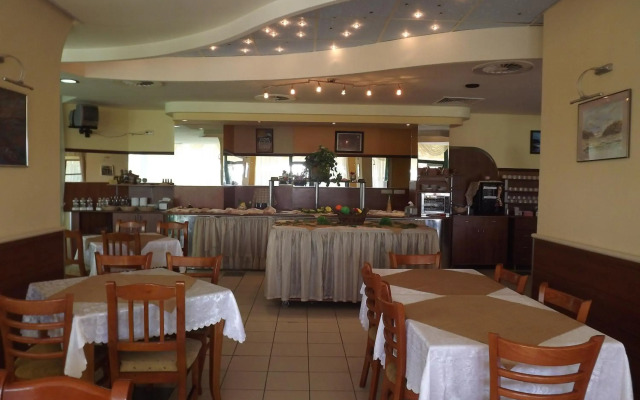 Hotel Silver - All Inclusive & Free Parking