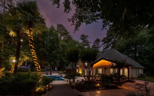 Poolside Farm Serenity Group Perfect, Cozy Gazebo