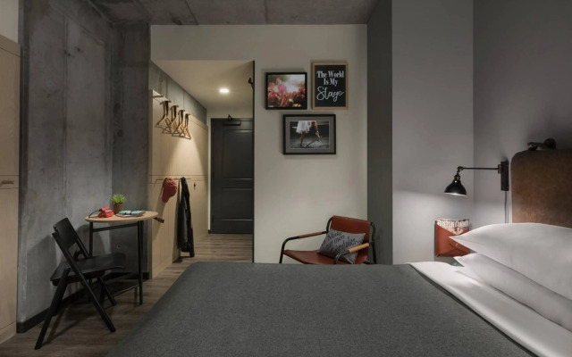 Moxy Boston Downtown