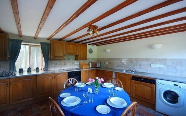 Spacious Holiday Home in Bradworthy With Garden