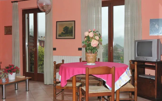 Belvilla by OYO Casa Flora