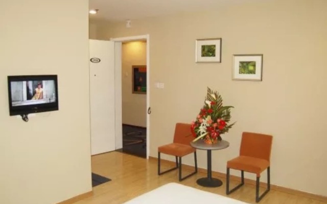 Luoyang Aviation E-Home Inn