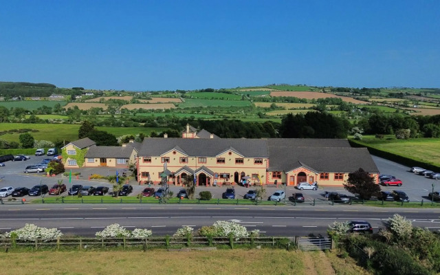 The Rhu Glenn Hotel