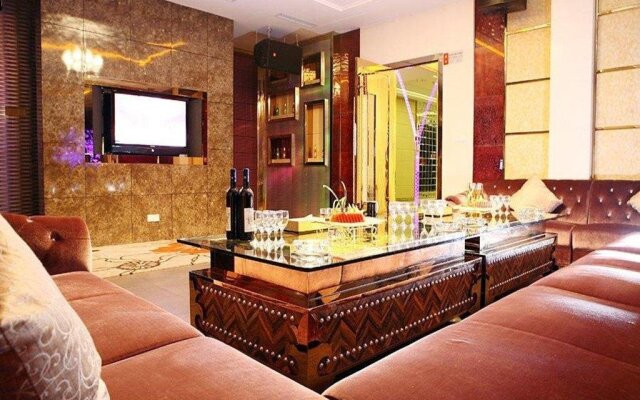 Yucheng Hotel