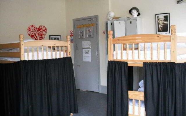Artroch Hostel