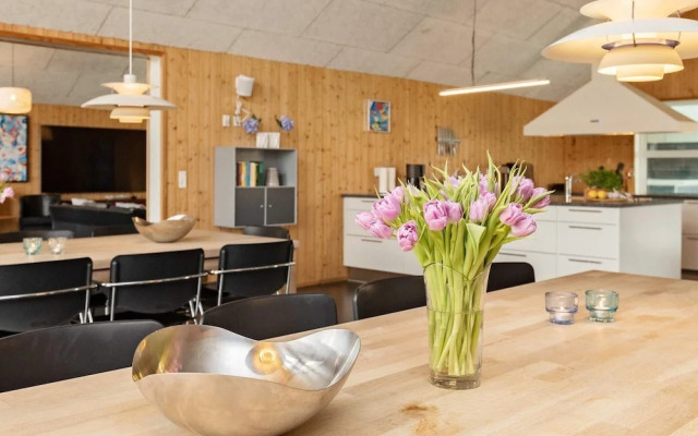 22 Person Holiday Home in Blavand