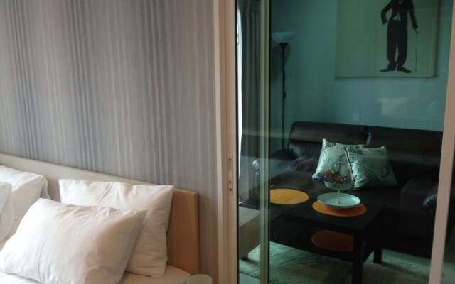 The Sea Condo 51&49