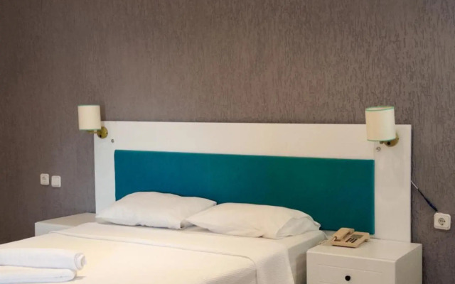 One More Day Hotel