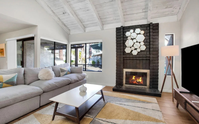 Desert Blue River Retreat