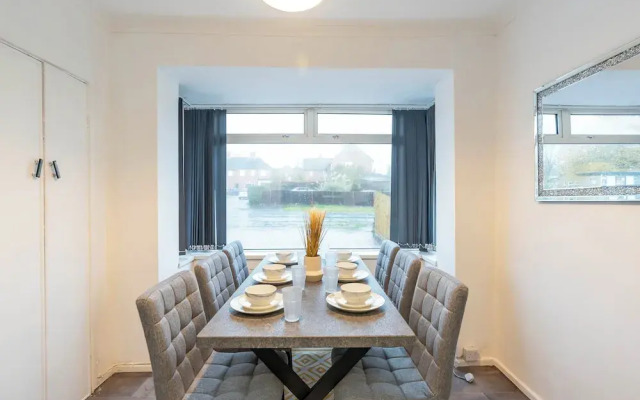 Beautiful 3-bed House in Bristol