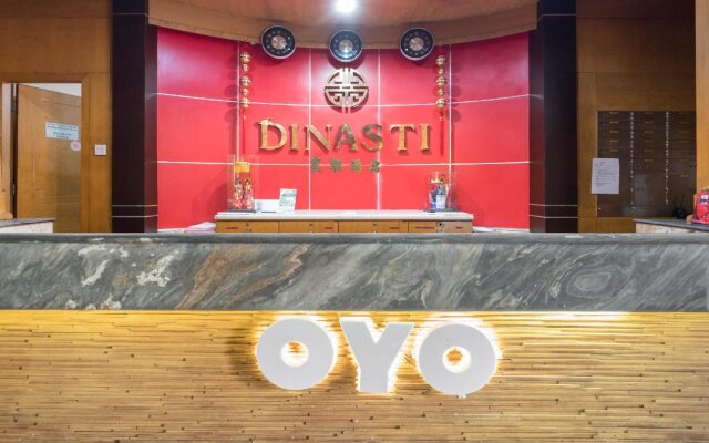 OYO 821 Hotel Dinasti