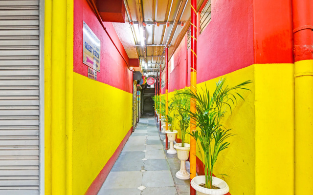 OYO Flagship 65779 Green Guest House