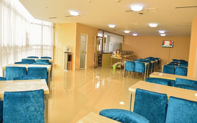 GreenTree Inn BaoDing Xiong county XiongZhou Road Express Hotel