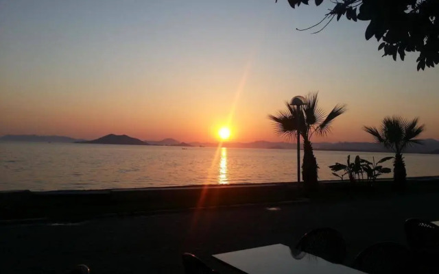 Deniz Hotel