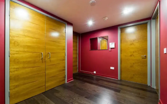 Contemporary 2 bed 2 Bath Islington Apartment