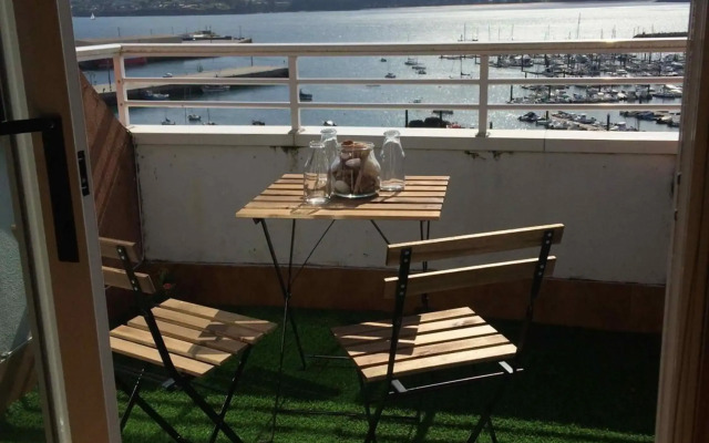 Attic loft to wake up by the sea.
