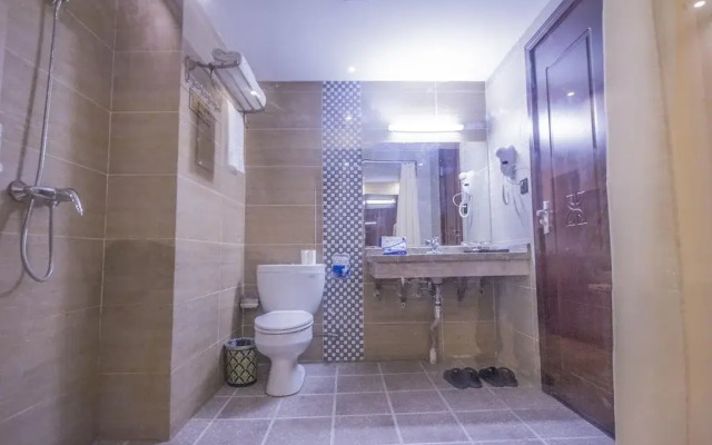 Shangxi Deng Holiday Hotel