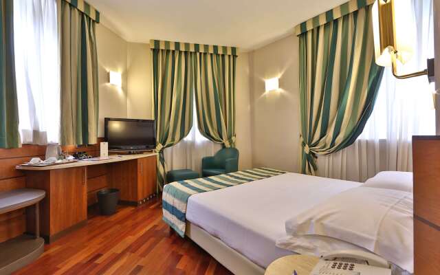 Hotel Mirage, Sure Hotel Collection by Best Western