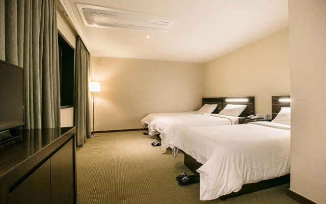 Busan Tourist Hotel