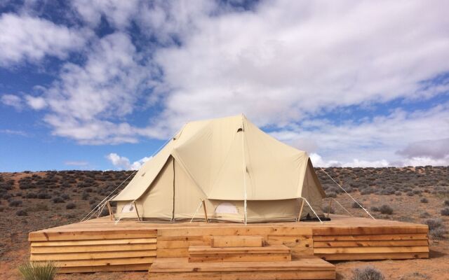 Shash Dine' EcoRetreat