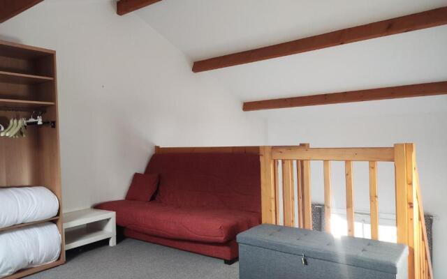 APPARTEMENT AU CALME AVEC PISCINE ET PARKING dans résidence securisée