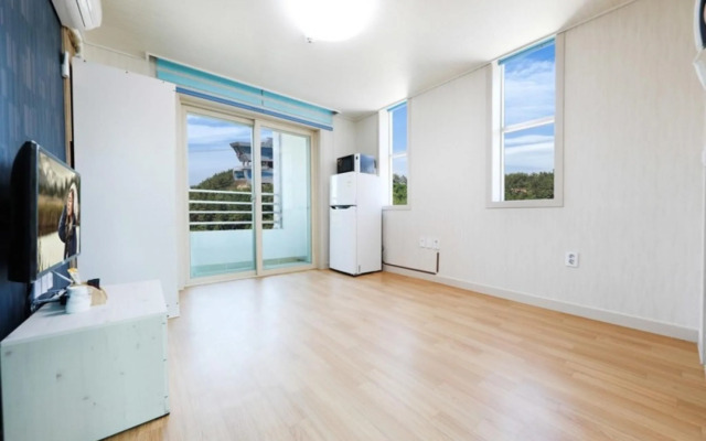 Samcheok Ddabong Pension