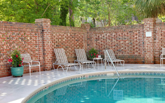 Best Western Sea Island Inn