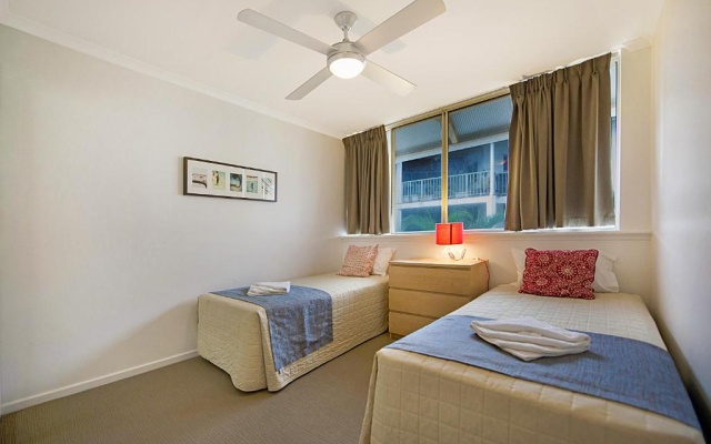 Whale Watch Ocean Beach Resort – Guest Rooms – Point Lookout