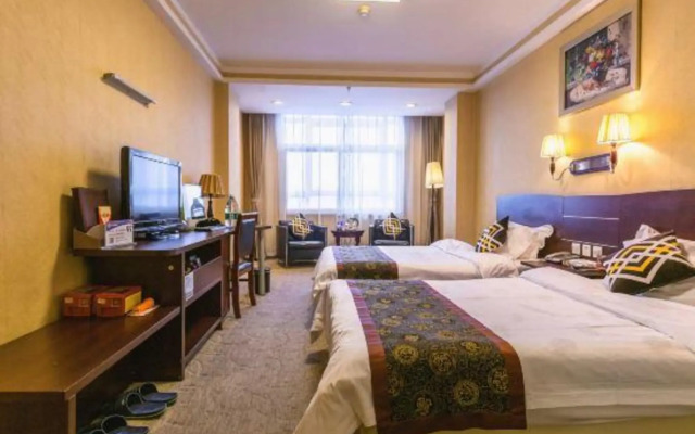 Minghao Holiday Hotel (Pingdingshan Kaiyuan Road Pedestrian Street)