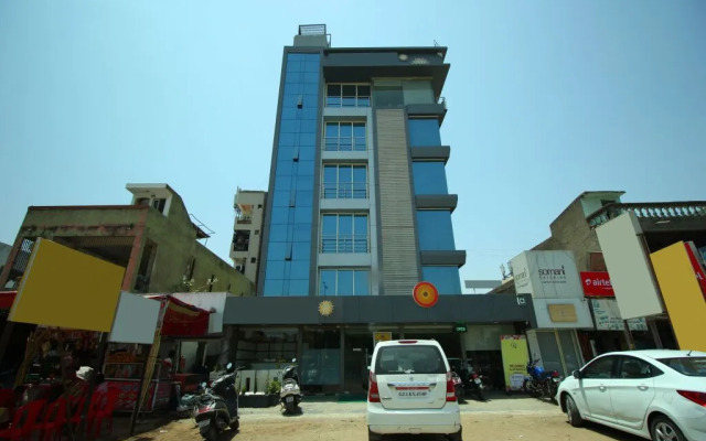 Fabhotel Kyra