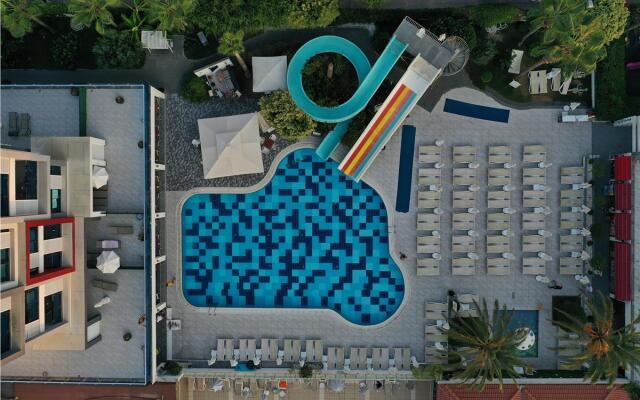 White City Beach - Adults Only